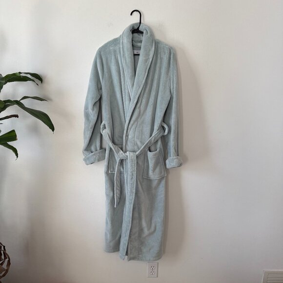 Restoration Hardware Plush Robe - Picture 1 of 8